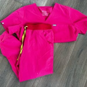 Figs Scrubs Shocking Pink